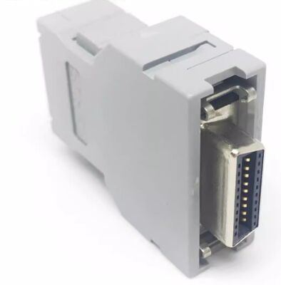 PCR-20F Suitable for FANUC servo encoder plug, female 20 pins, HONDA connector 20 pins